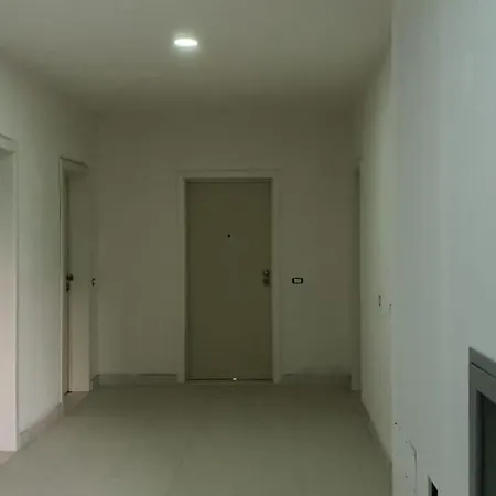 Urban Deluxe Apartment