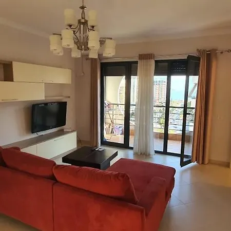 Urban Deluxe Apartment